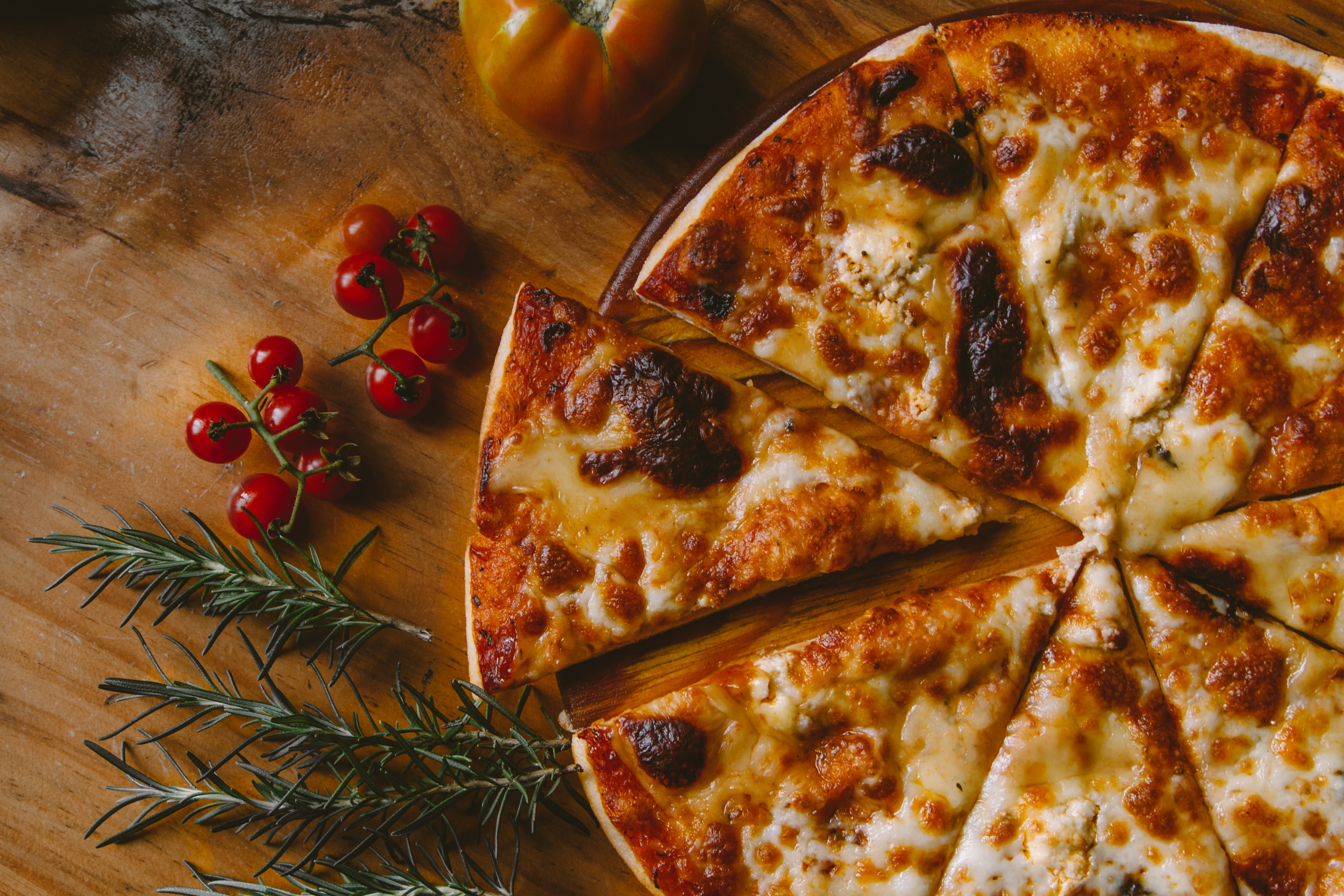 Lulu Pizza Nocna - Banner - Mobile